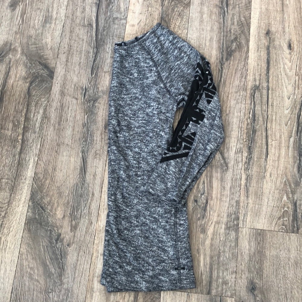 OBEY Women’s XS tunic